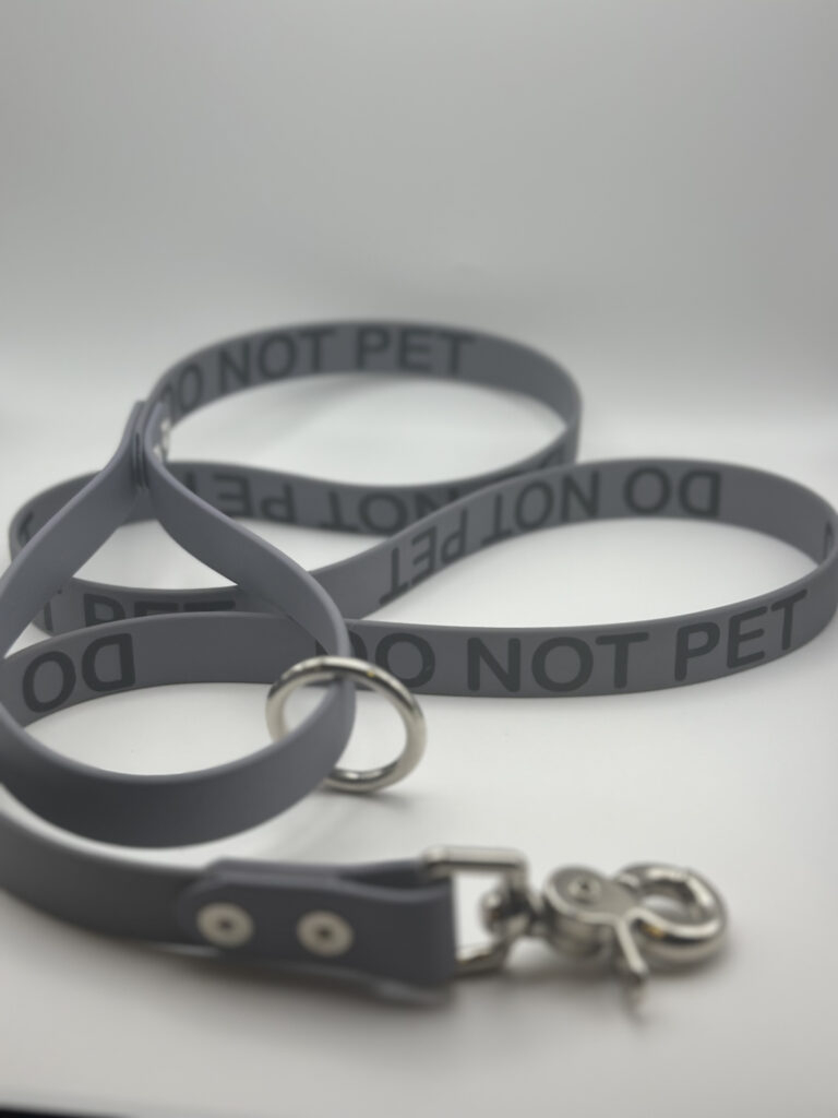 Grey 4ft 'Do not pet" leash - PREMADE